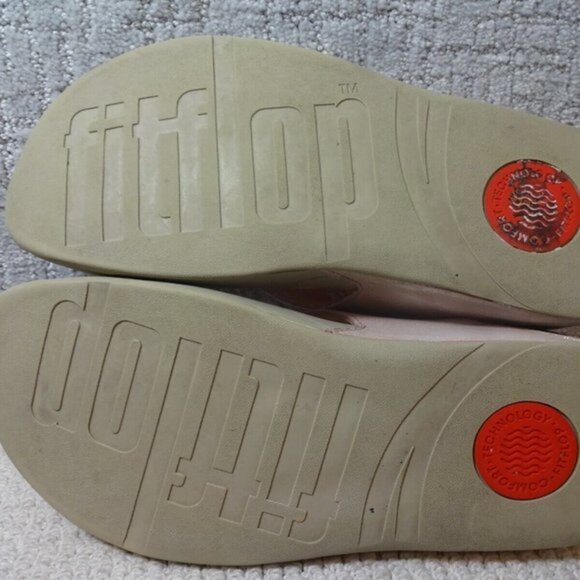 Fitflop Lulu Womens Size 10 US Pink Shimmer Suede Flip flop Thong Sandals - Picture 5 of 8